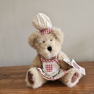 Boyds Bears Cream Teddy Chef with Red Gingham Apron